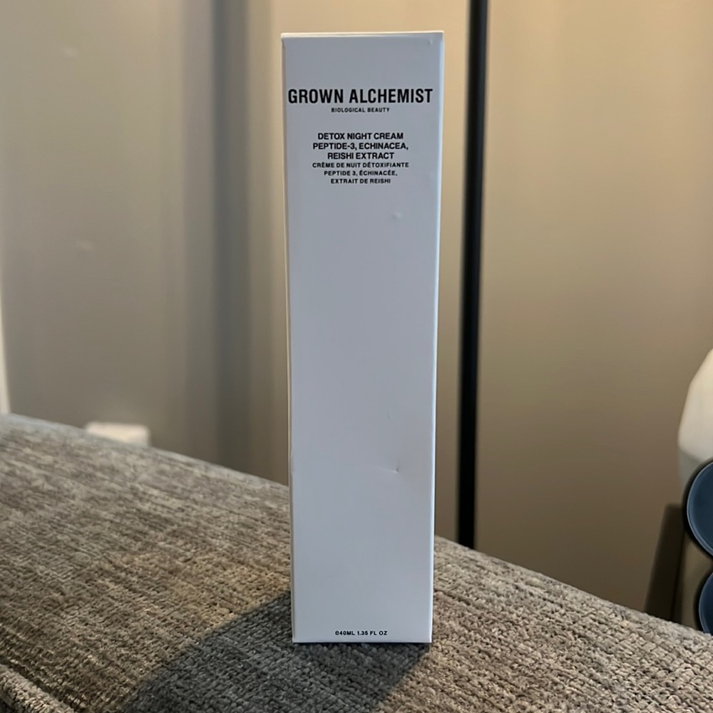 Detox night cream